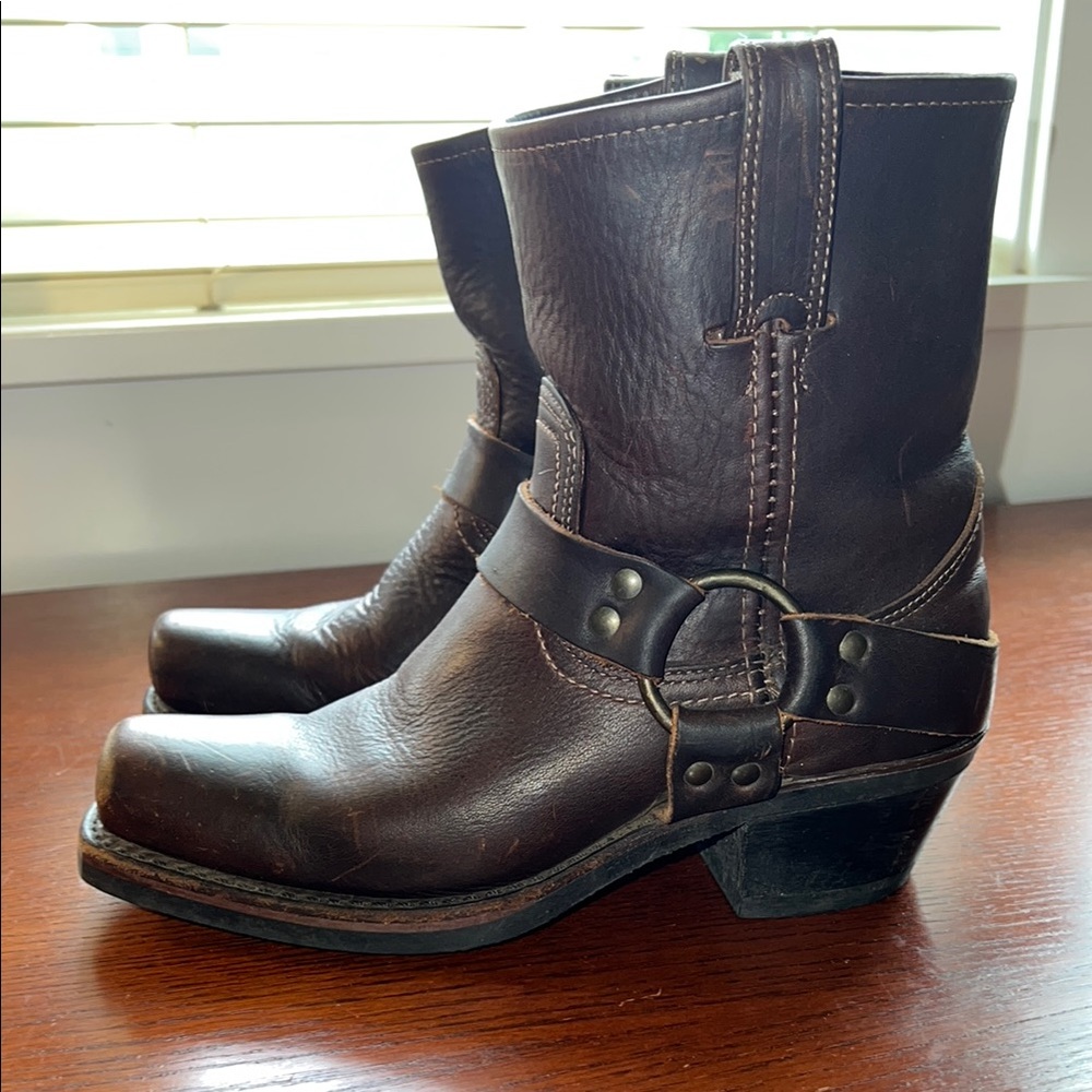 Frye Harness Boots 8R Dark Brown 7.5m